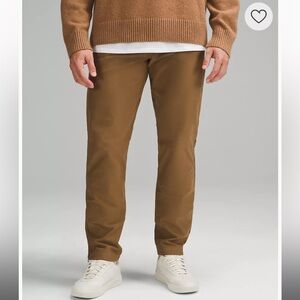 Lululemon ABC Classic-Fit 5 Pocket 32”L Pant
Utilitech. Size: 32